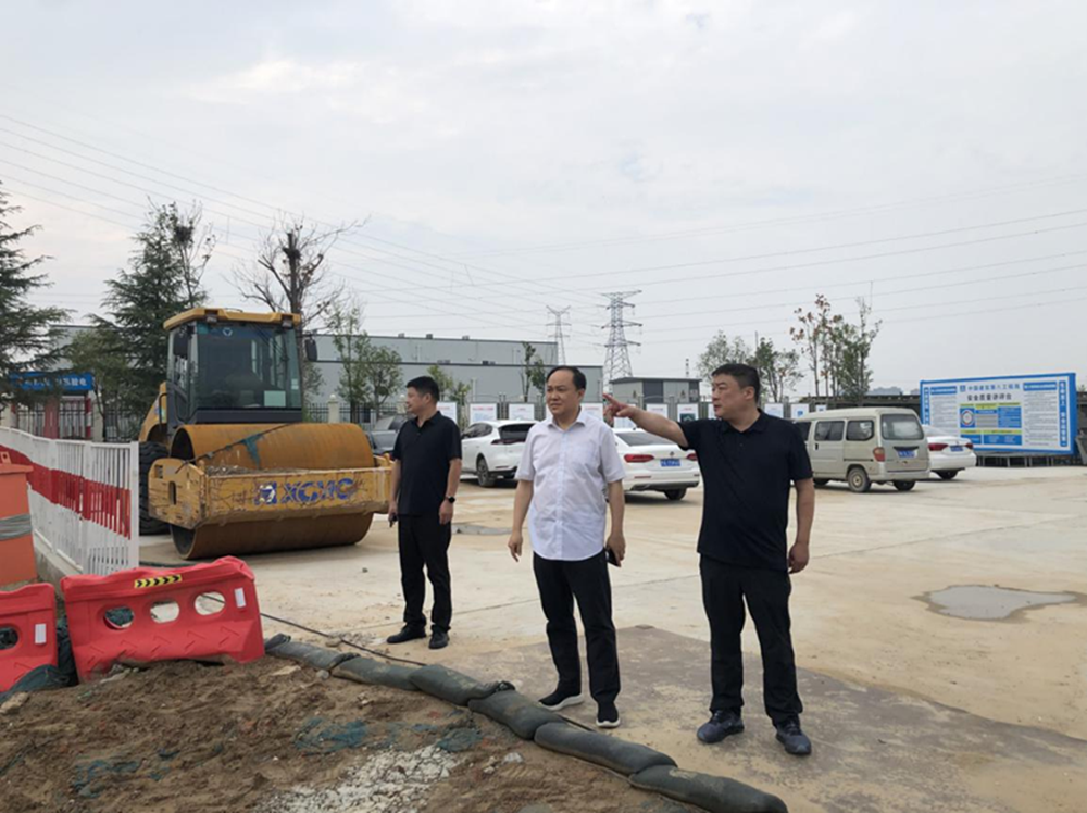 乐玩线上平台（集团）官方网站
党委委员、副总经理张岩到侯寨新镇区安置区调研项目建设工作